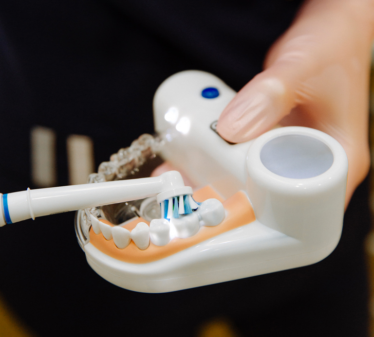 Spazzolino elettrico: perché sceglierlo per la tua igiene orale?